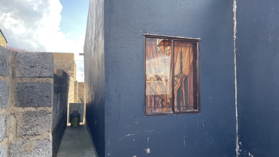2 Bedroom Property for Sale in Geluksdal Gauteng