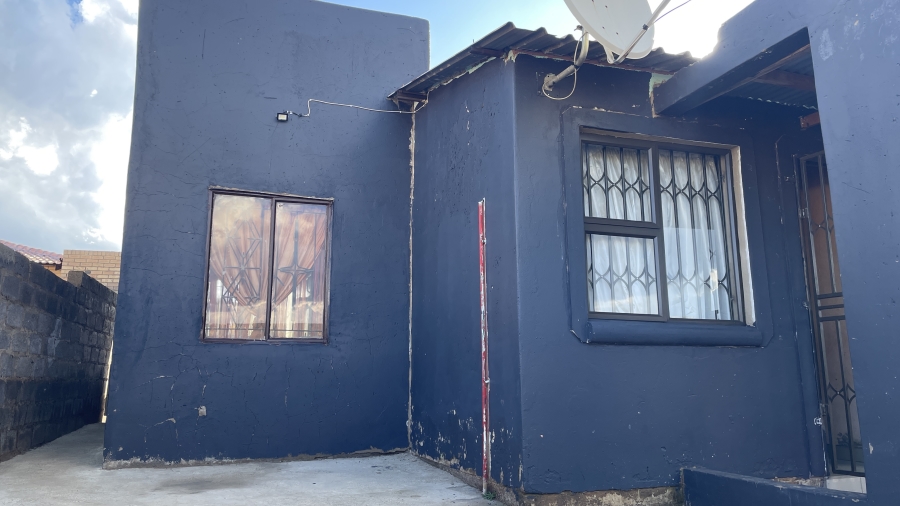 2 Bedroom Property for Sale in Geluksdal Gauteng