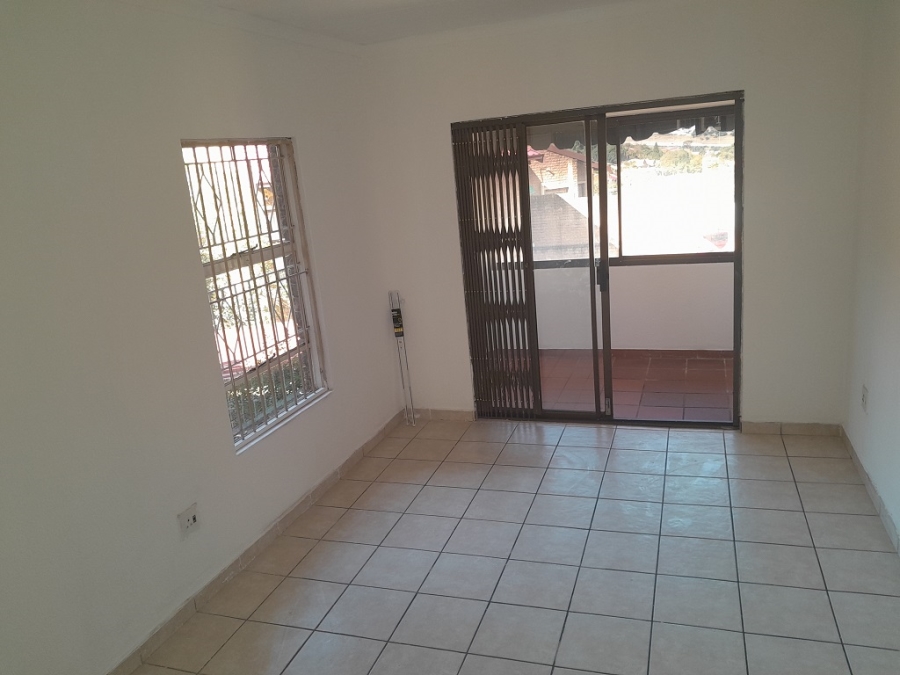 3 Bedroom Property for Sale in Oakdene Gauteng