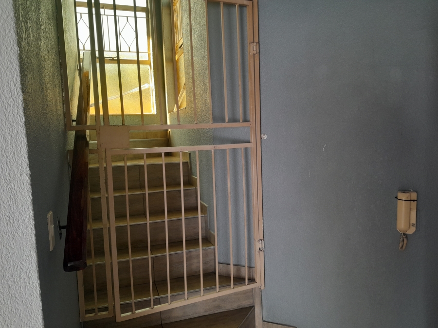 3 Bedroom Property for Sale in Oakdene Gauteng