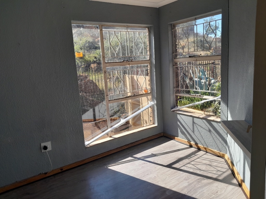 3 Bedroom Property for Sale in Oakdene Gauteng