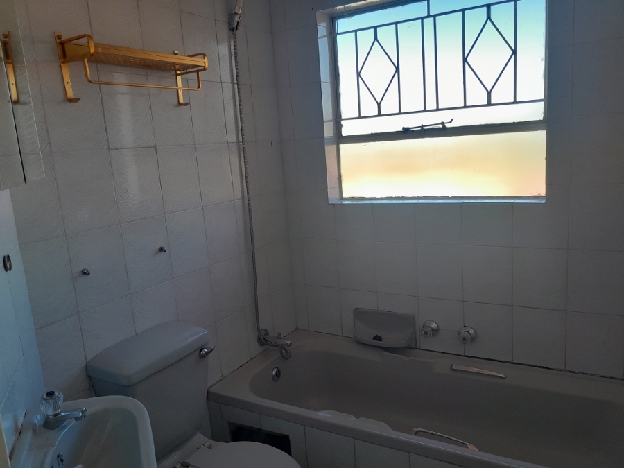 3 Bedroom Property for Sale in Oakdene Gauteng