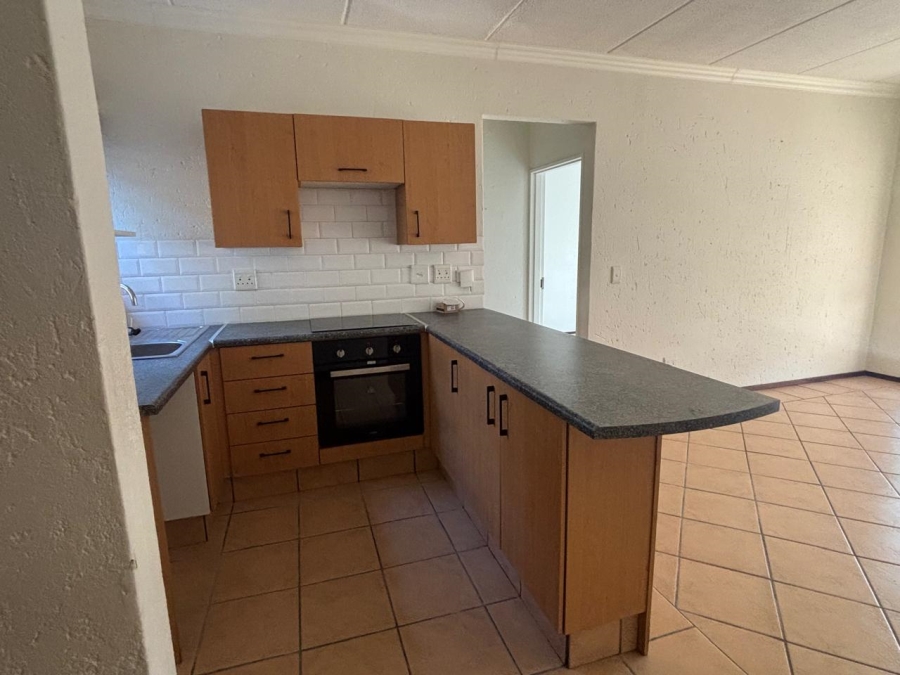 To Let 1 Bedroom Property for Rent in Sunninghill Gauteng