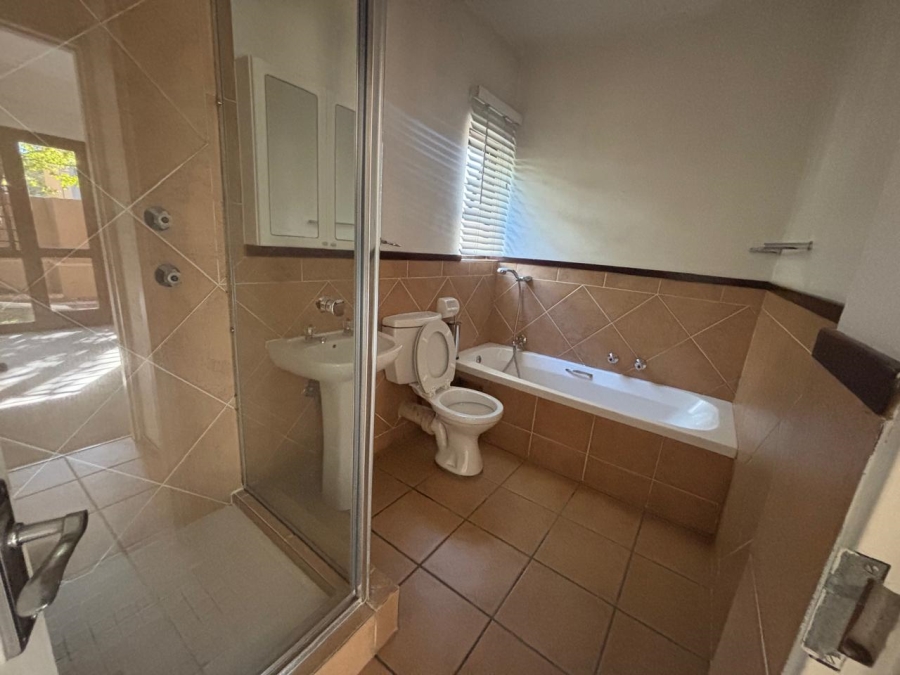 To Let 1 Bedroom Property for Rent in Sunninghill Gauteng