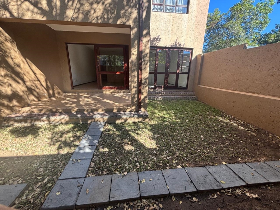 To Let 1 Bedroom Property for Rent in Sunninghill Gauteng