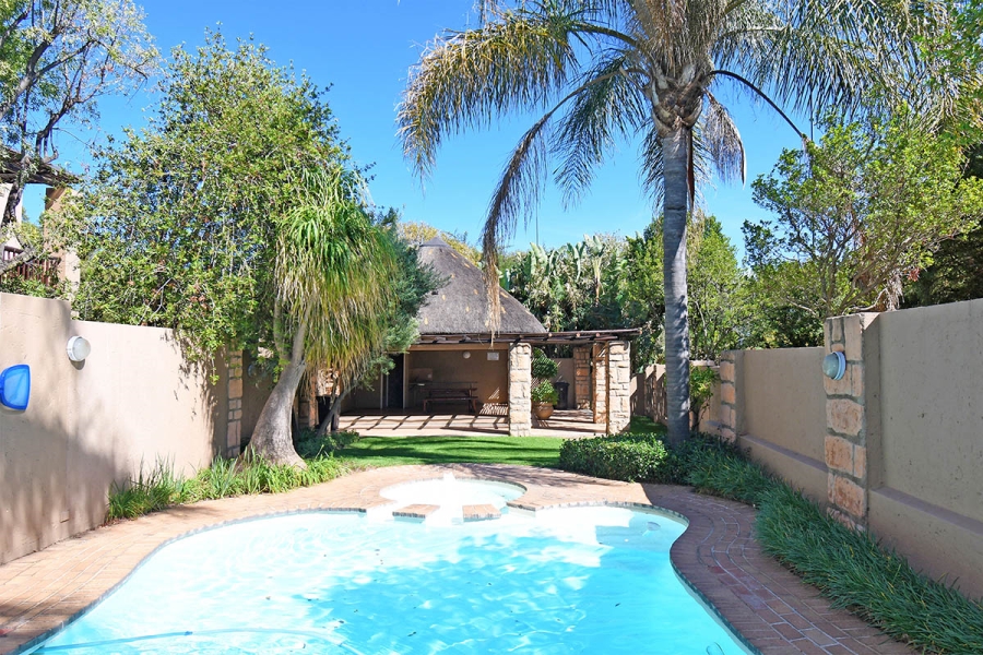 To Let 1 Bedroom Property for Rent in Sunninghill Gauteng