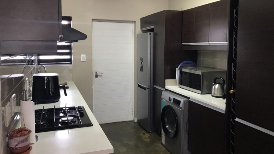 2 Bedroom Property for Sale in Gleneagles Gauteng