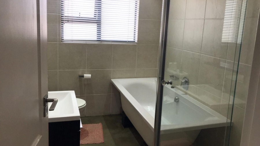 2 Bedroom Property for Sale in Gleneagles Gauteng