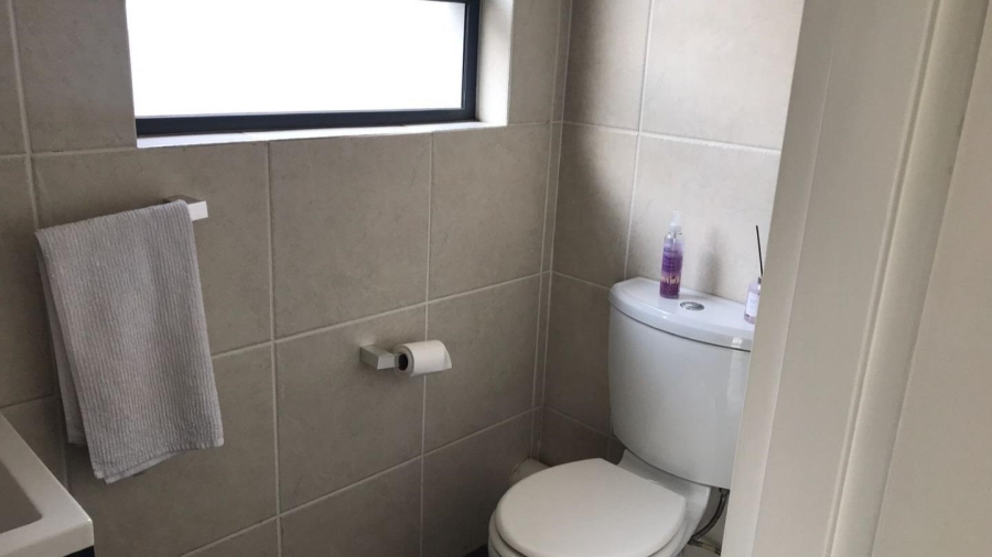 2 Bedroom Property for Sale in Gleneagles Gauteng