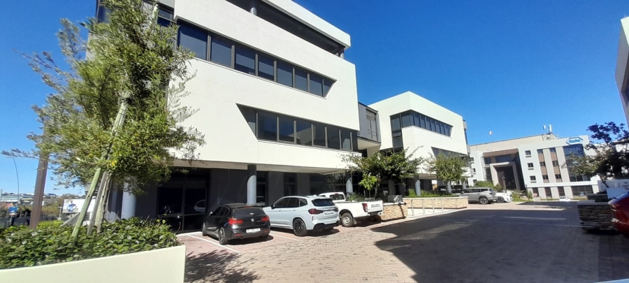 To Let Commercial Property for Rent in Vorna Valley Gauteng