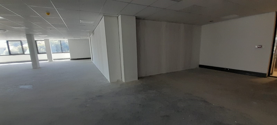 To Let Commercial Property for Rent in Vorna Valley Gauteng
