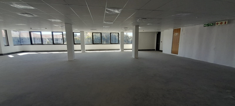 To Let Commercial Property for Rent in Vorna Valley Gauteng
