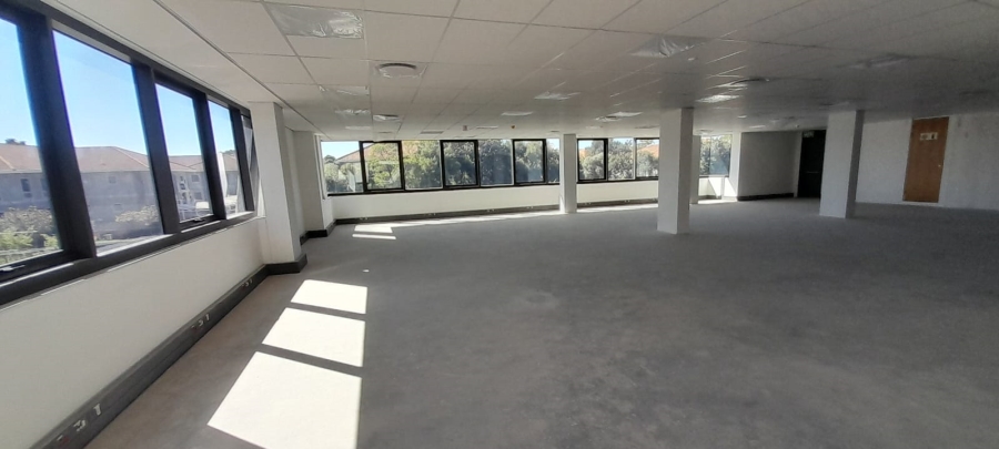 To Let Commercial Property for Rent in Vorna Valley Gauteng
