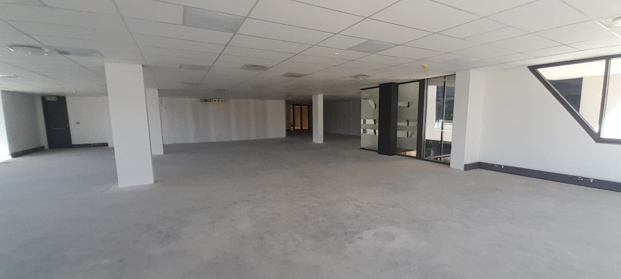 To Let Commercial Property for Rent in Vorna Valley Gauteng