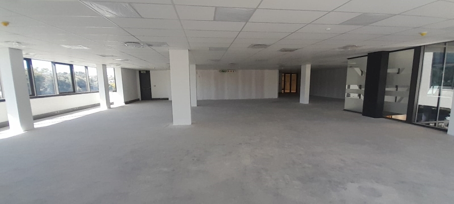 To Let Commercial Property for Rent in Vorna Valley Gauteng