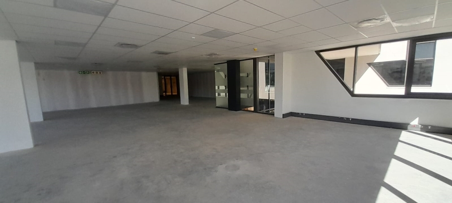 To Let Commercial Property for Rent in Vorna Valley Gauteng