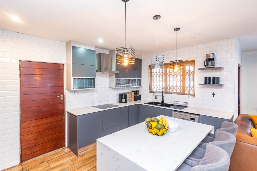 3 Bedroom Property for Sale in Protea Glen Gauteng