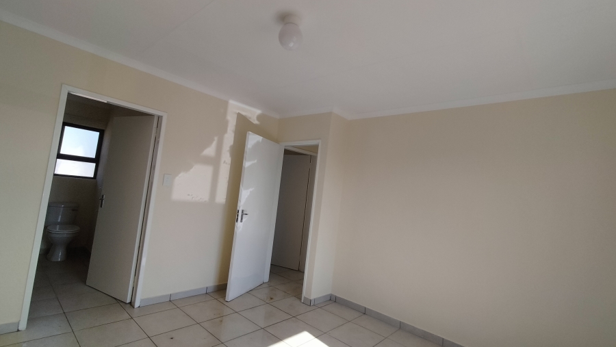 2 Bedroom Property for Sale in Klerksoord Gauteng