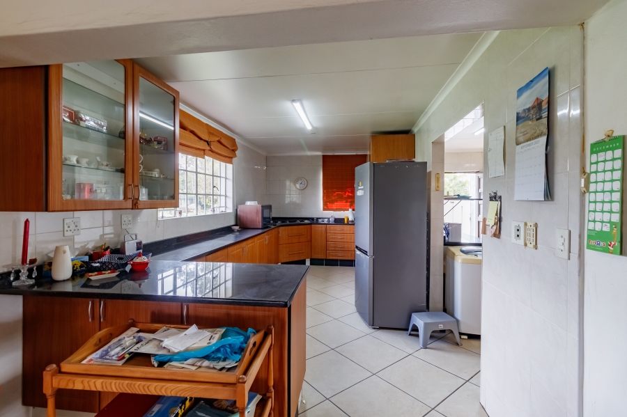 9 Bedroom Property for Sale in Austinview Gauteng