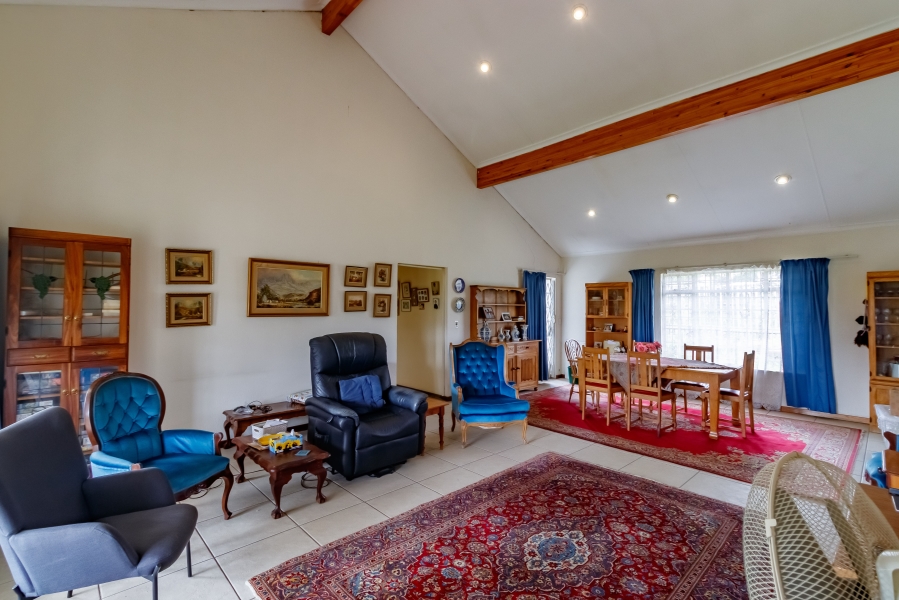 9 Bedroom Property for Sale in Austinview Gauteng