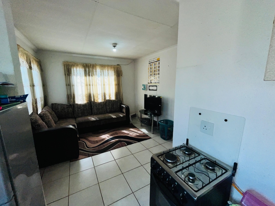 2 Bedroom Property for Sale in Nellmapius Gauteng