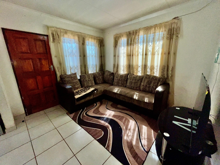 2 Bedroom Property for Sale in Nellmapius Gauteng