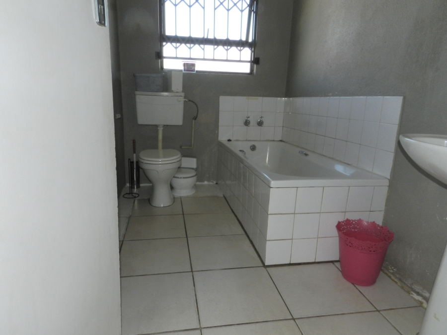 To Let 3 Bedroom Property for Rent in Mindalore Gauteng