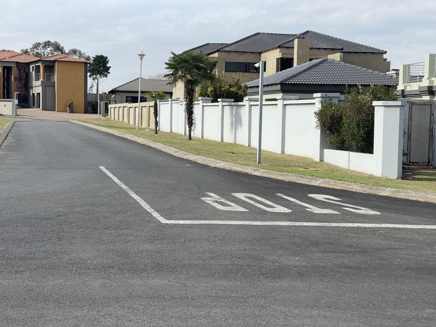 0 Bedroom Property for Sale in Three Rivers East Gauteng
