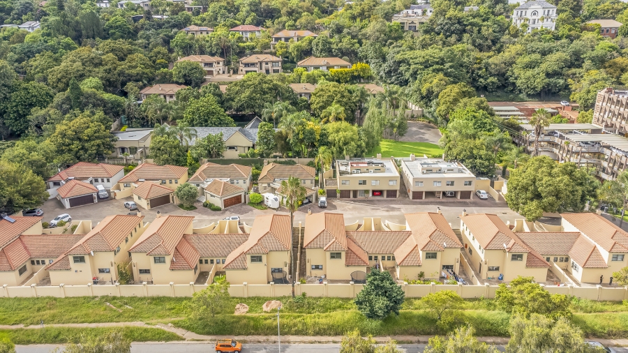 4 Bedroom Property for Sale in Val de Grace Gauteng