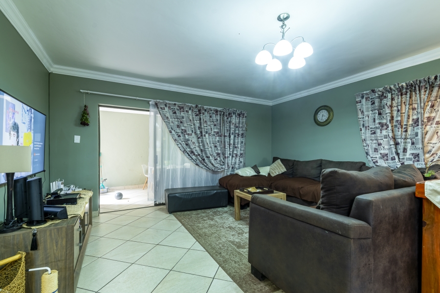 4 Bedroom Property for Sale in Val de Grace Gauteng
