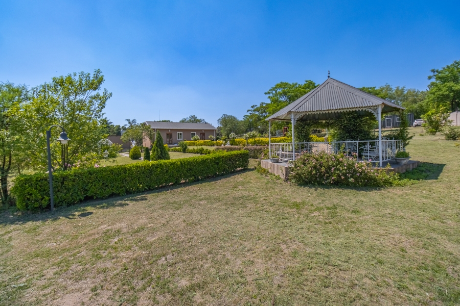 5 Bedroom Property for Sale in Farmall A H Gauteng