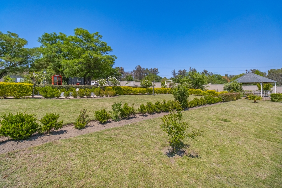5 Bedroom Property for Sale in Farmall A H Gauteng