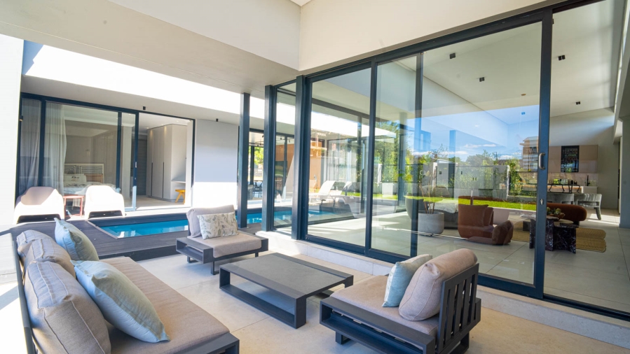4 Bedroom Property for Sale in Helderfontein Estate Gauteng