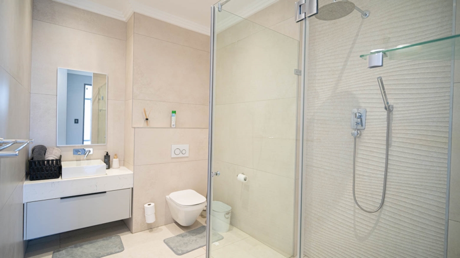4 Bedroom Property for Sale in Helderfontein Estate Gauteng