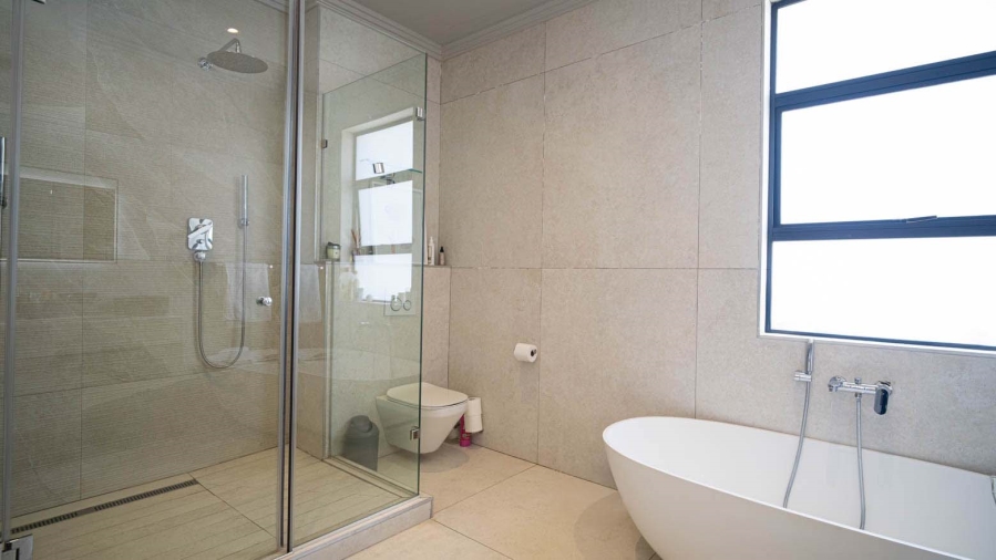 4 Bedroom Property for Sale in Helderfontein Estate Gauteng