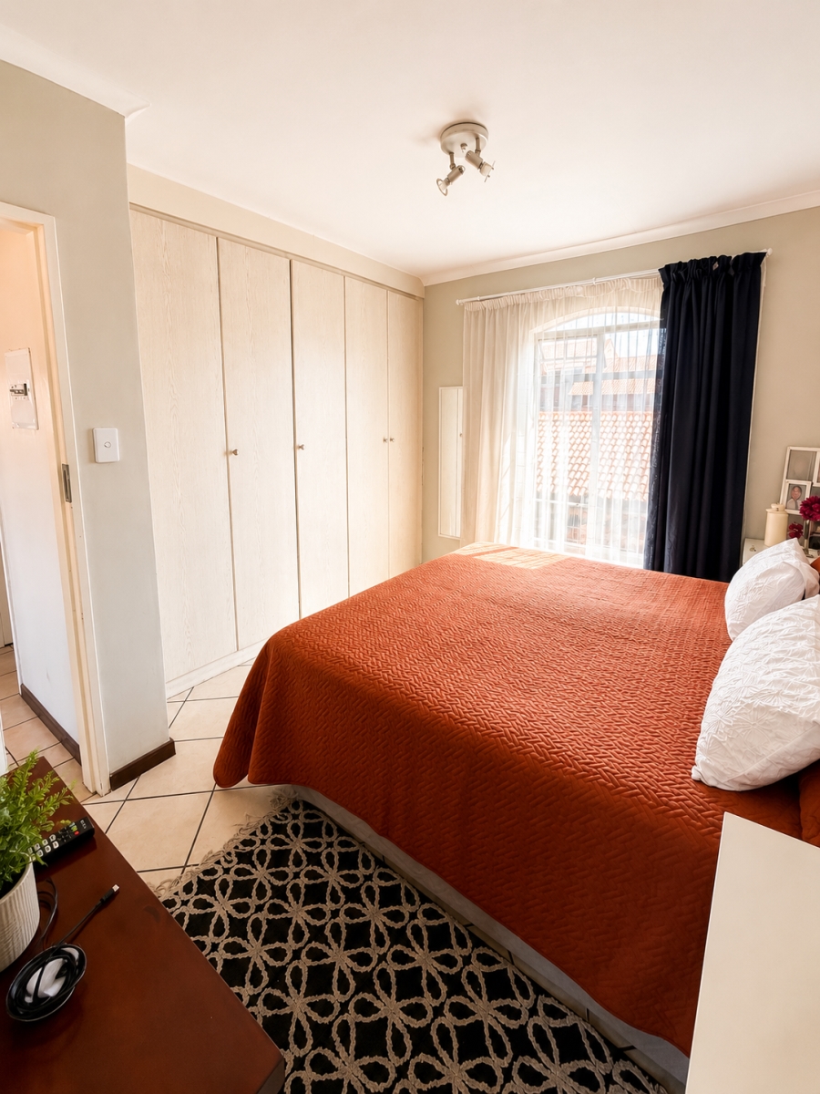 3 Bedroom Property for Sale in Monavoni Gauteng