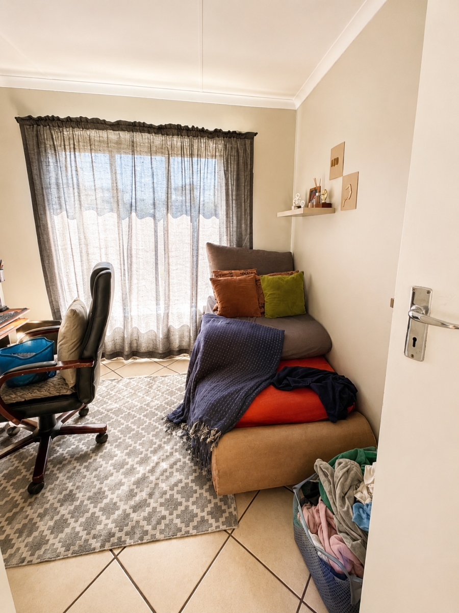 3 Bedroom Property for Sale in Monavoni Gauteng