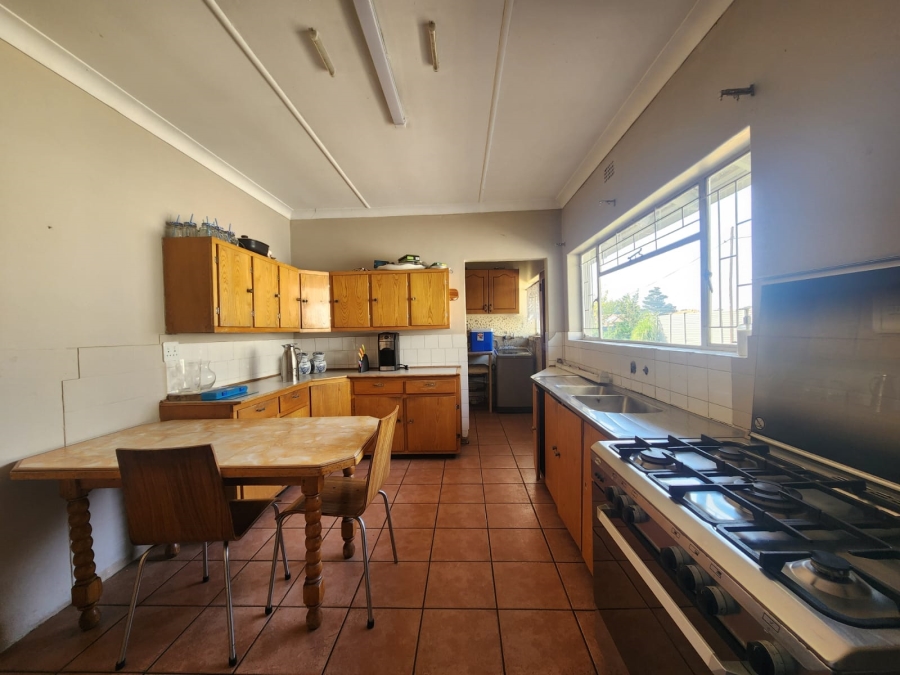 5 Bedroom Property for Sale in Meyerton Central Gauteng