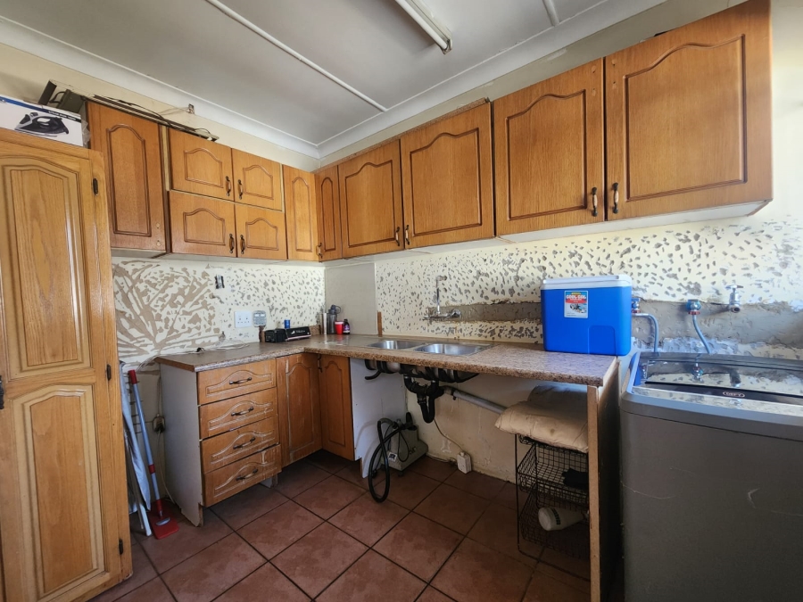 5 Bedroom Property for Sale in Meyerton Central Gauteng