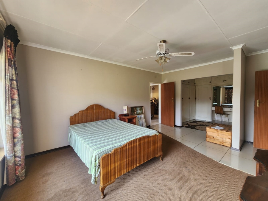 5 Bedroom Property for Sale in Meyerton Central Gauteng