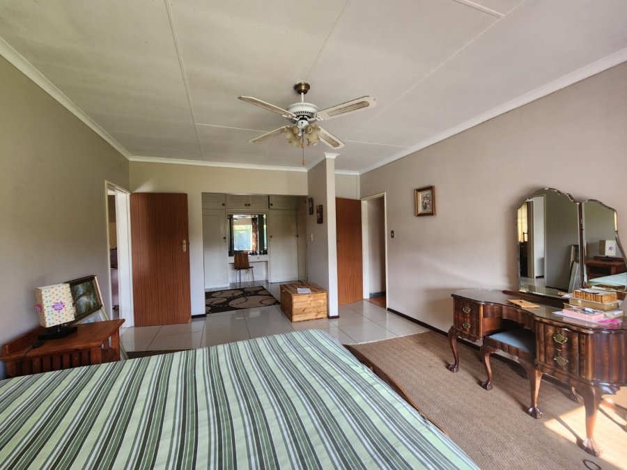 5 Bedroom Property for Sale in Meyerton Central Gauteng