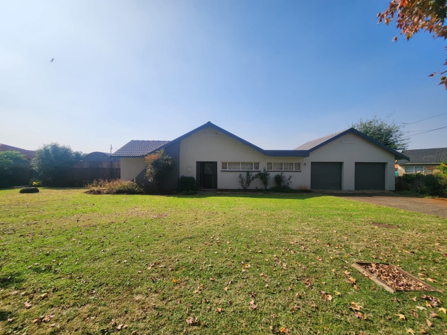 5 Bedroom Property for Sale in Meyerton Central Gauteng