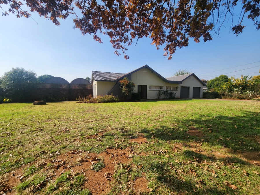 5 Bedroom Property for Sale in Meyerton Central Gauteng