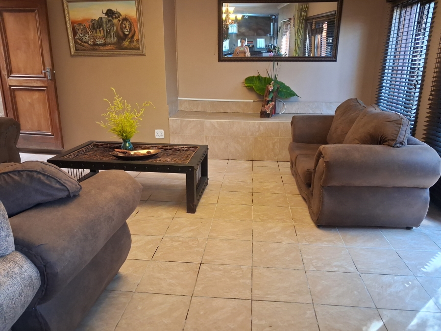 3 Bedroom Property for Sale in Edenvale Central Gauteng