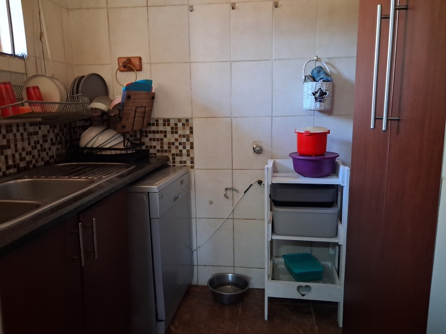3 Bedroom Property for Sale in Edenvale Central Gauteng