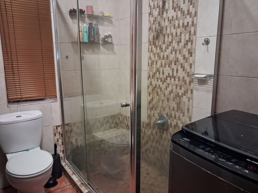 3 Bedroom Property for Sale in Edenvale Central Gauteng