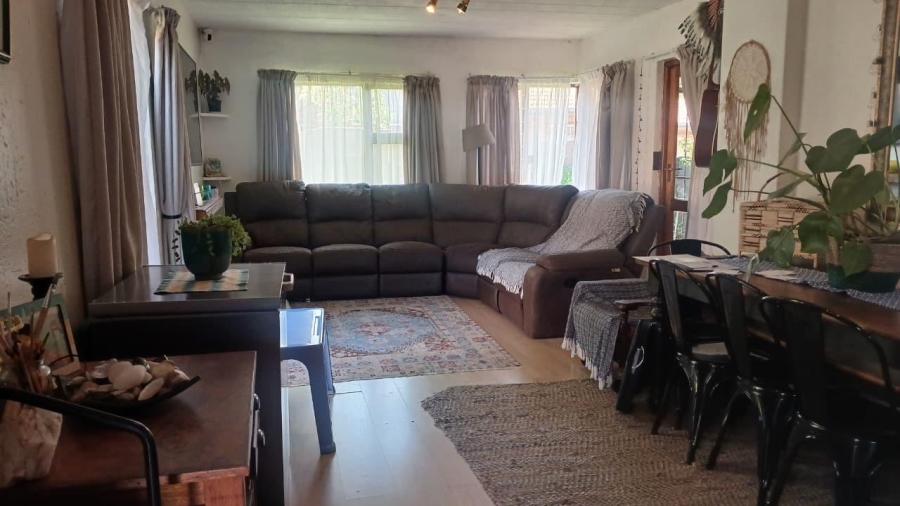 2 Bedroom Property for Sale in Glenvista Gauteng
