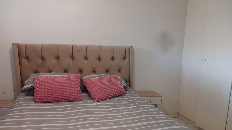 2 Bedroom Property for Sale in Glenvista Gauteng