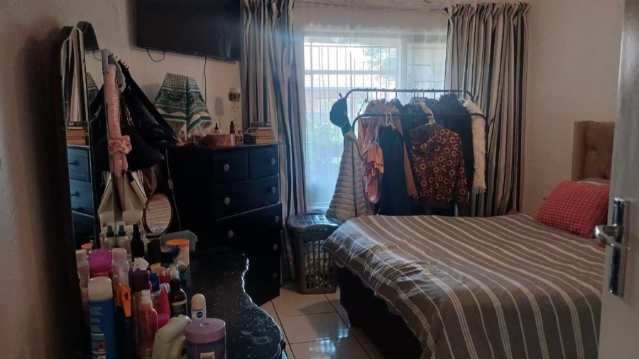 2 Bedroom Property for Sale in Glenvista Gauteng