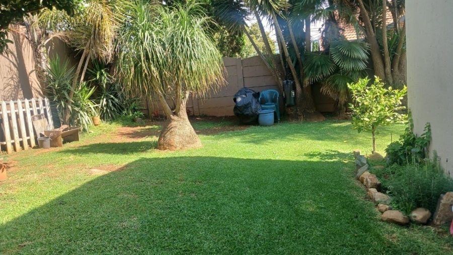 2 Bedroom Property for Sale in Glenvista Gauteng